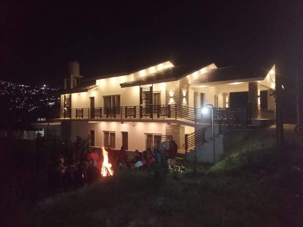 Rr Holiday Inn Kodaikanal Exterior photo