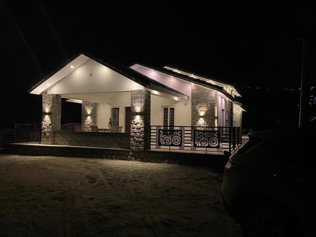 Rr Holiday Inn Kodaikanal Exterior photo